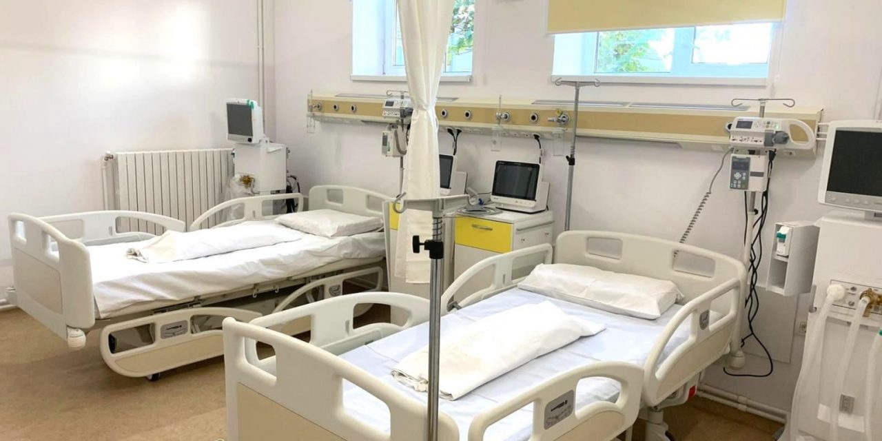 140 de paturi de terapie intensivă şi 210 de terapie intermediară vor fi suplimentate în spitalele judeţene
