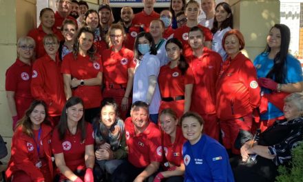 Peste 900 de consultații medicale gratuite în două zile  efectuate de Crucea Roșie Română în comuna Vedea din județul Giurgiu