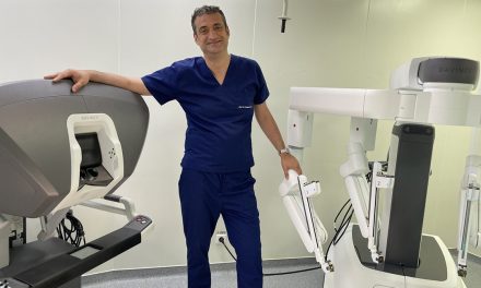 Conf. dr. Cristian Surcel, Medic primar urologie, Nord – Grupul Medical Provita: Sistemul da Vinci Xi este ideal pentru intervențiile urologice complexe și care necesită o rigurozitate specială