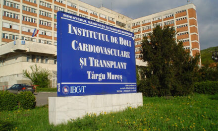 Clinica de Cardiologie a SCJU Târgu Mureș a reluat intervenţiile complexe de implantare percutană a valvelor aortice, oprite de pandemie