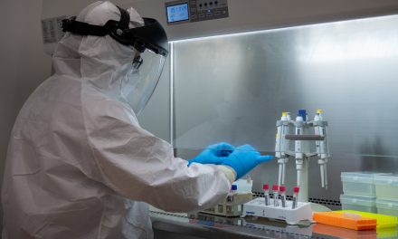 Tulpina sud-africană, mai puțin sensibilă la vaccinuile aprobate în România, este pentru prima dată detectată pe teritoriul României