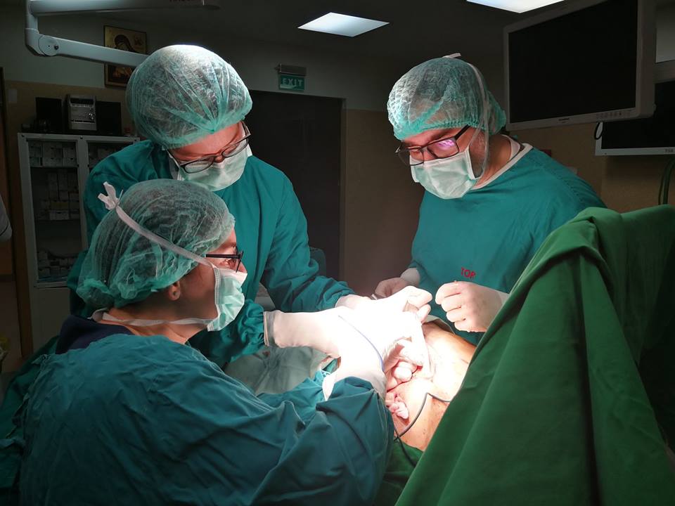 Medicii de la Spitalul Universitar de Urgenţă au realizat două mastectomii subcutane cu prezervarea complexului areolo-mamelonar