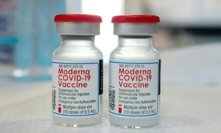 De la 1 august, începe imunizarea tinerilor cu vârste între 12 şi 17 ani cu  vaccinul Spikevax