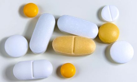 Studiu: Antibioticele pot creşte riscul de cancer de colon