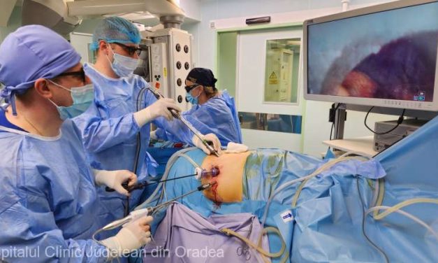 Premieră la Spitalul Judeţean din Oradea: Extirparea glandelor suprarenale prin tehnică laparoscopică