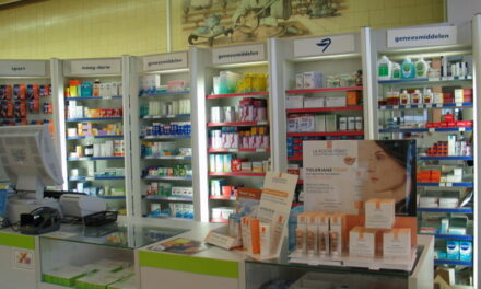 Creștere importantă a pieței de dermatocosmetice vândute în farmacii, în primul trimestrul