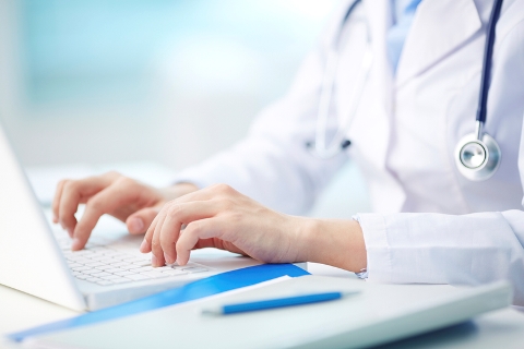 Ministerul Sănătății şi Direcţiile de sănătate publică vor digitaliza procedurile de autorizare şi avizare din sistemul medical