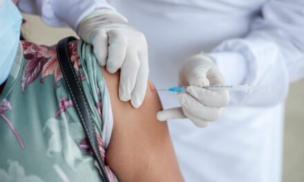 În primele trei luni ale anului 2021, au fost vaccinate antigripal 2.434.336 persoane din grupele de risc