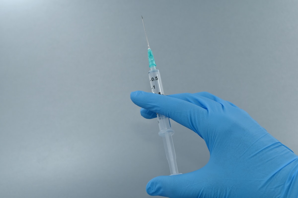CNCAV a desfăşurat o nouă serie de webinarii dedicate personalului medical pe tema vaccinării anti COVID