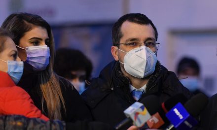 Incendiu la ‘Matei Balş’/Voiculescu: Corpul de control al ministrului Sănătăţii face verificări